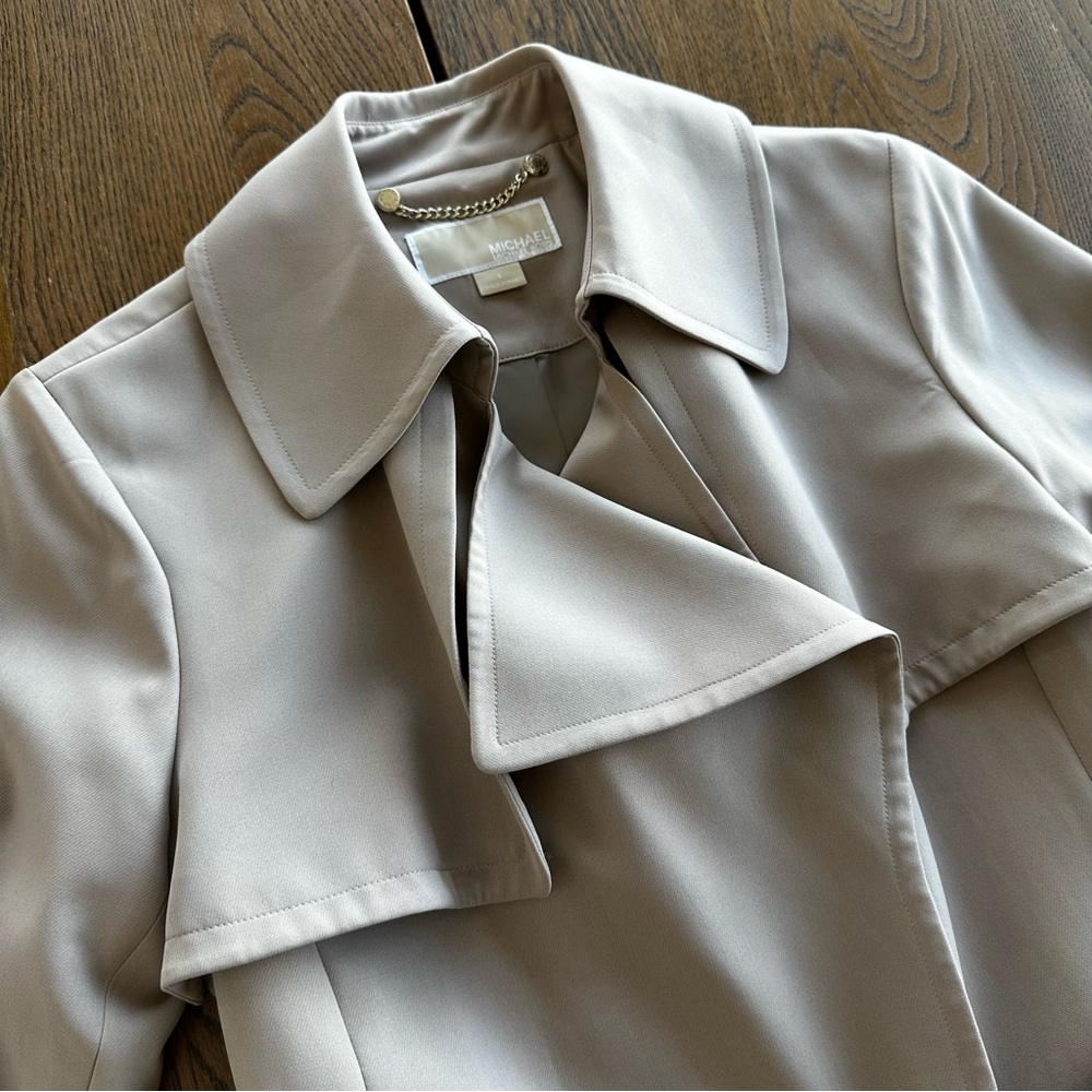 MICHAEL Michael Kors Light Beige Camel Tan Trench Coat with Belt - Picture 6 of 14